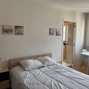Le Studio: Agreable Logement Riorges